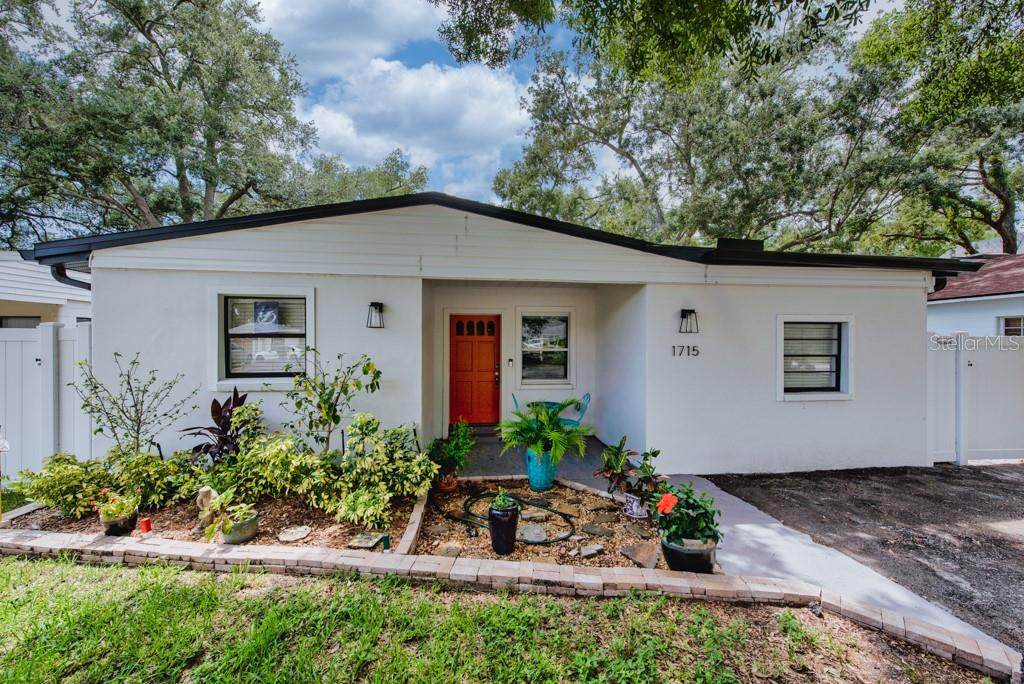 1715 Hubert Avenue - Photo 1