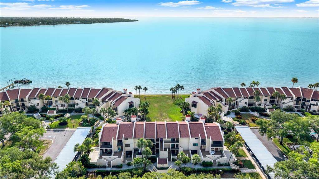 7530 Sunshine Skyway Lane - Photo 1