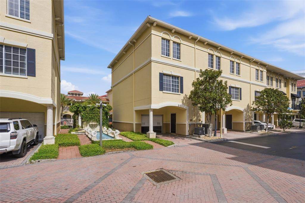 113 Grand Beach Place - Photo 1