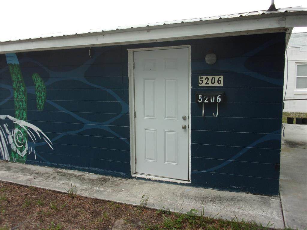 5206 7TH Street - Photo 1