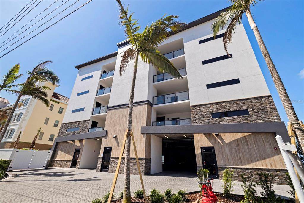 14048 Gulf Boulevard - Photo 1