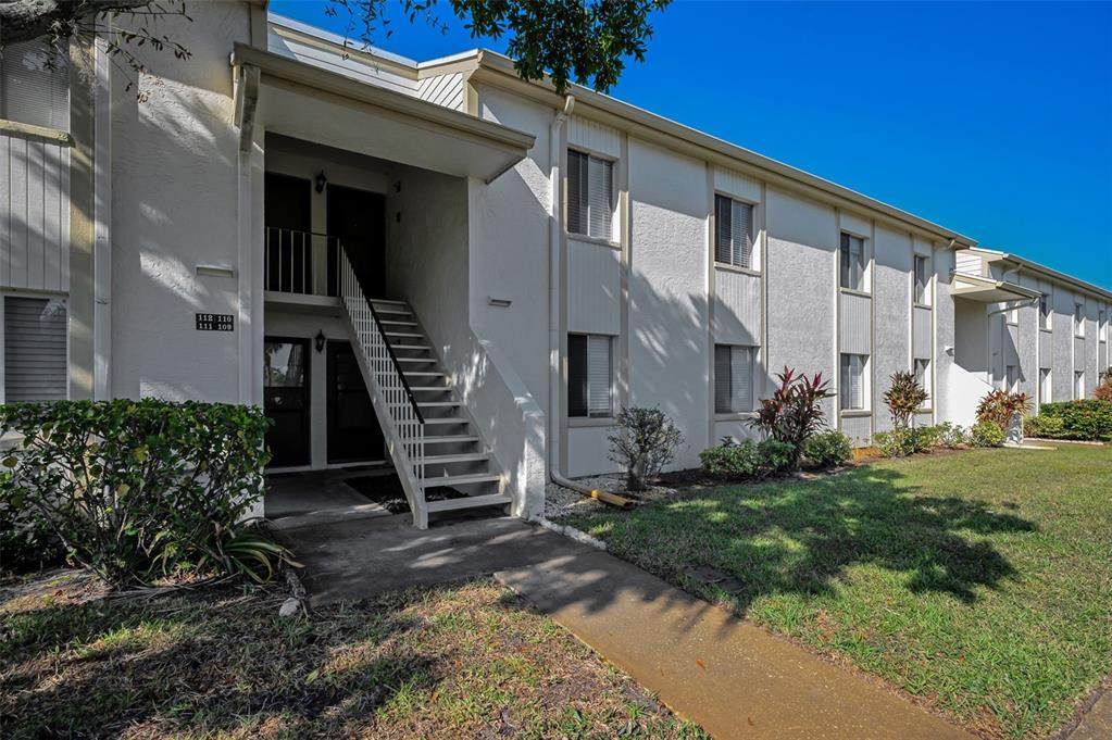 110 Cypress Ct - Photo 1