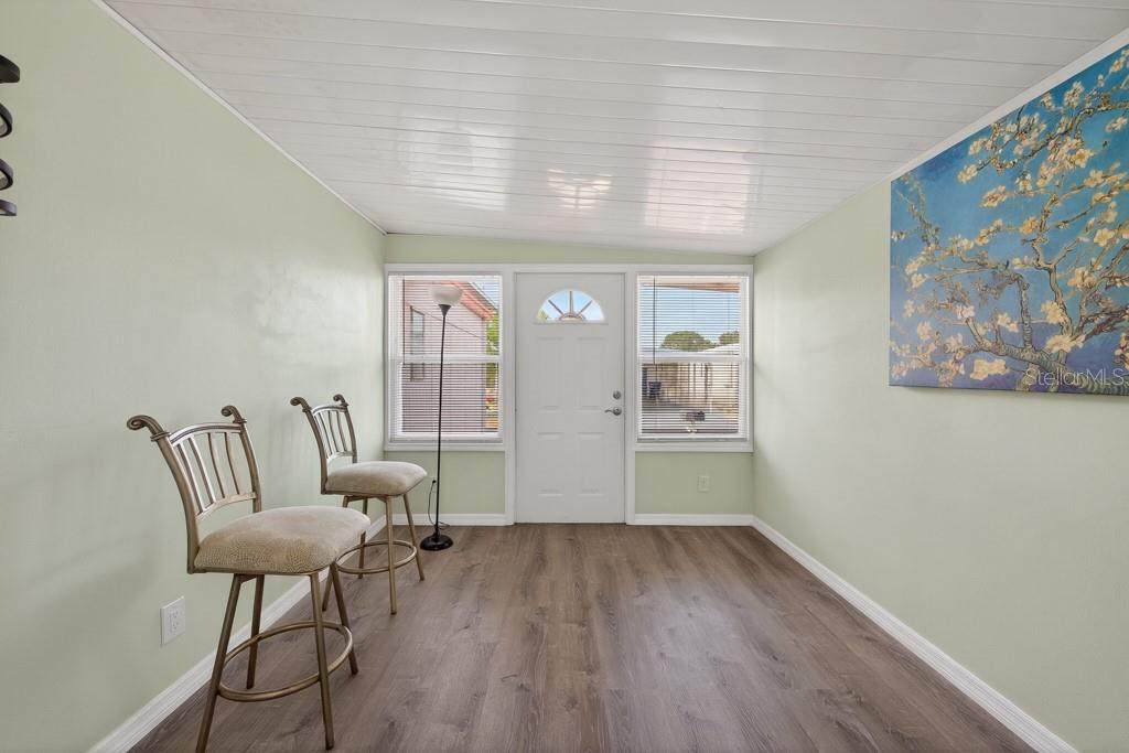 https://bt-photos.global.ssl.fastly.net/mfr/orig_boomver_1_TB8519648-2.jpg