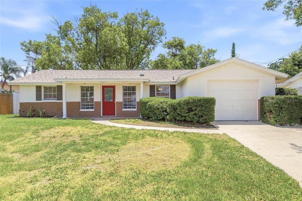 10837 Premier Avenue - Photo 1