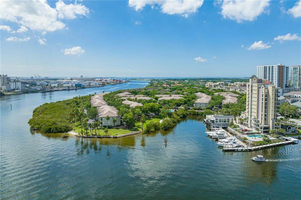 724 Coral Reef Drive - Photo 1