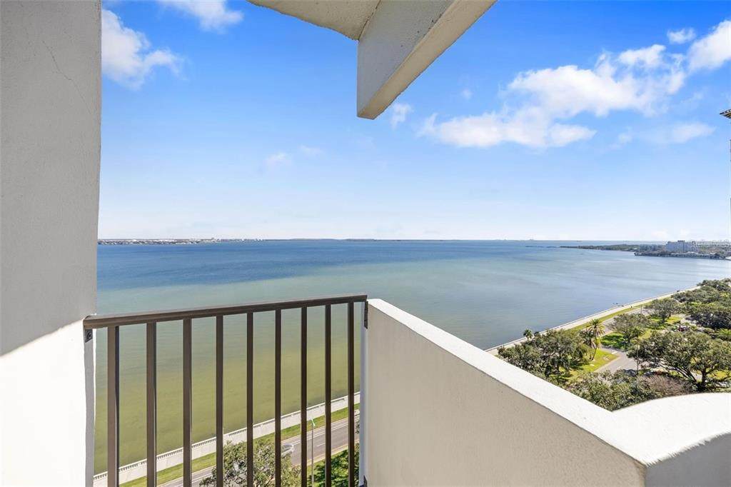 4141 Bayshore Boulevard - Photo 1