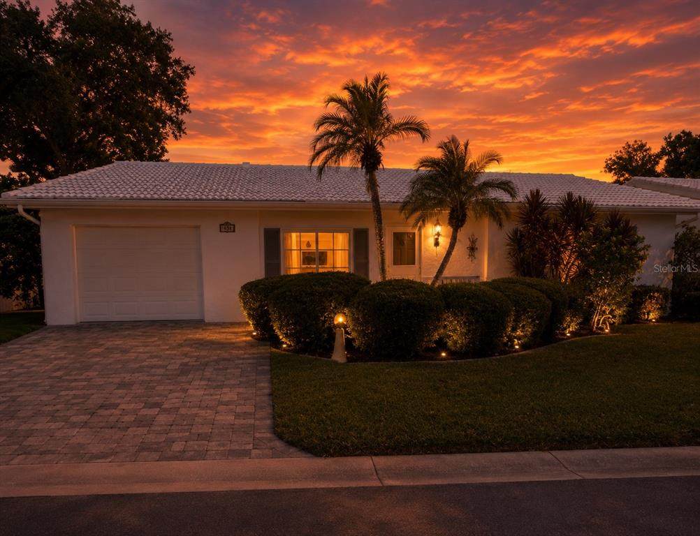 9021 41ST Way - Photo 1