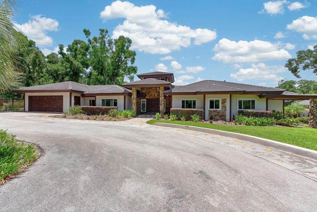 1007 Lakewood Drive - Photo 1