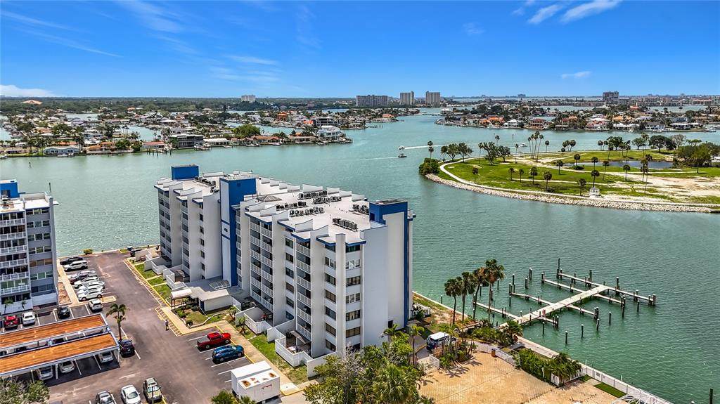 450 Treasure Island Causeway - Photo 1