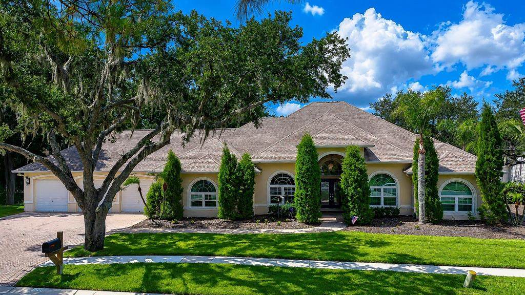1009 Emerald Creek Drive - Photo 1