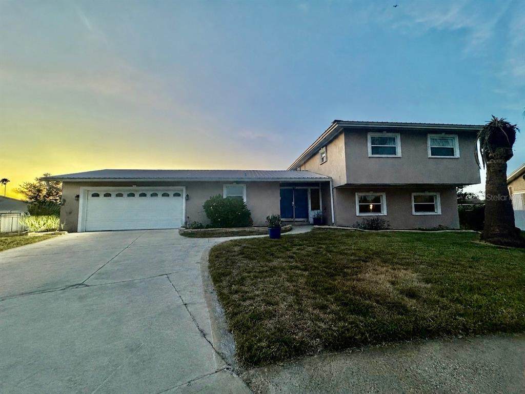 8725 Palisades Drive - Photo 1