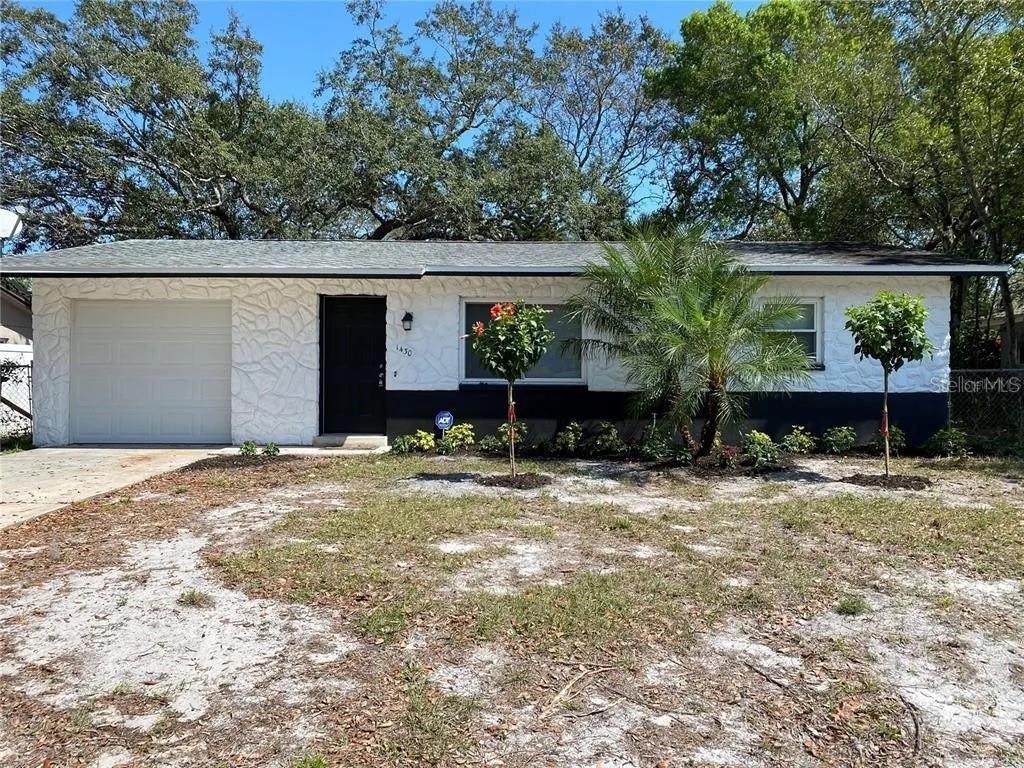 1430 Parkview Lane - Photo 1