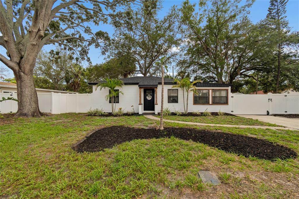 4730 Bay Vista Avenue - Photo 1