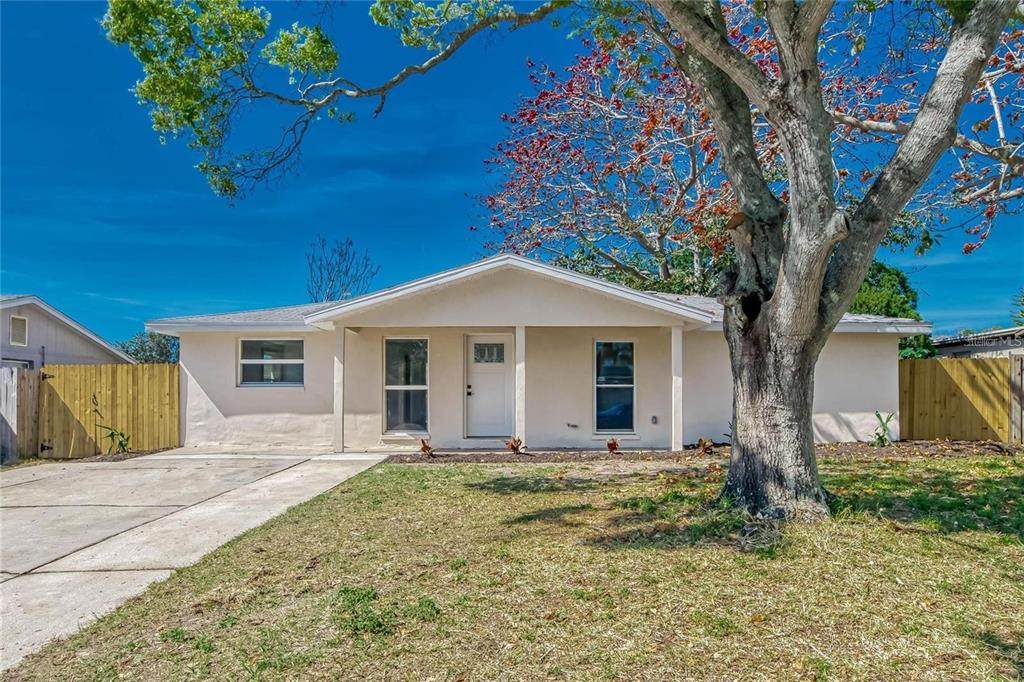 1300 Melonwood Avenue - Photo 1