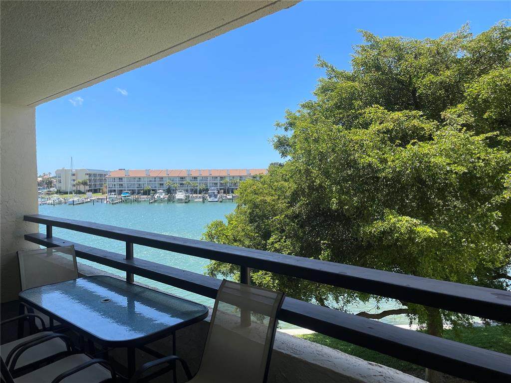 106 1ST Street - Photo 1