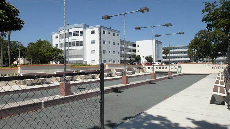4090 42ND Avenue - Photo 1