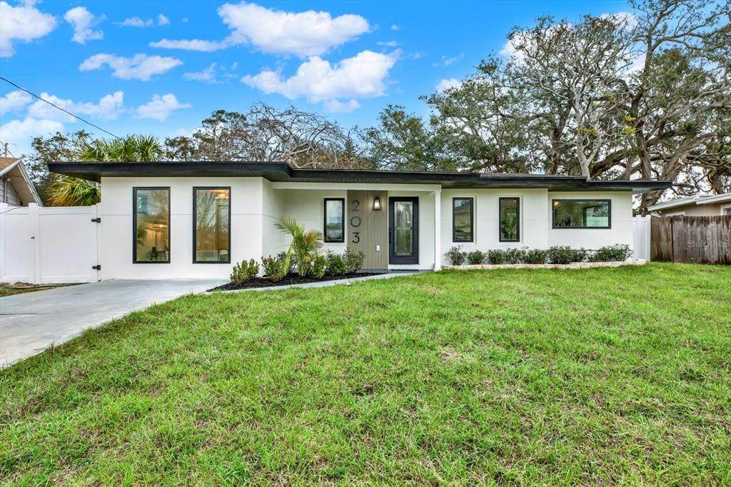 203 Driftwood Drive - Photo 1