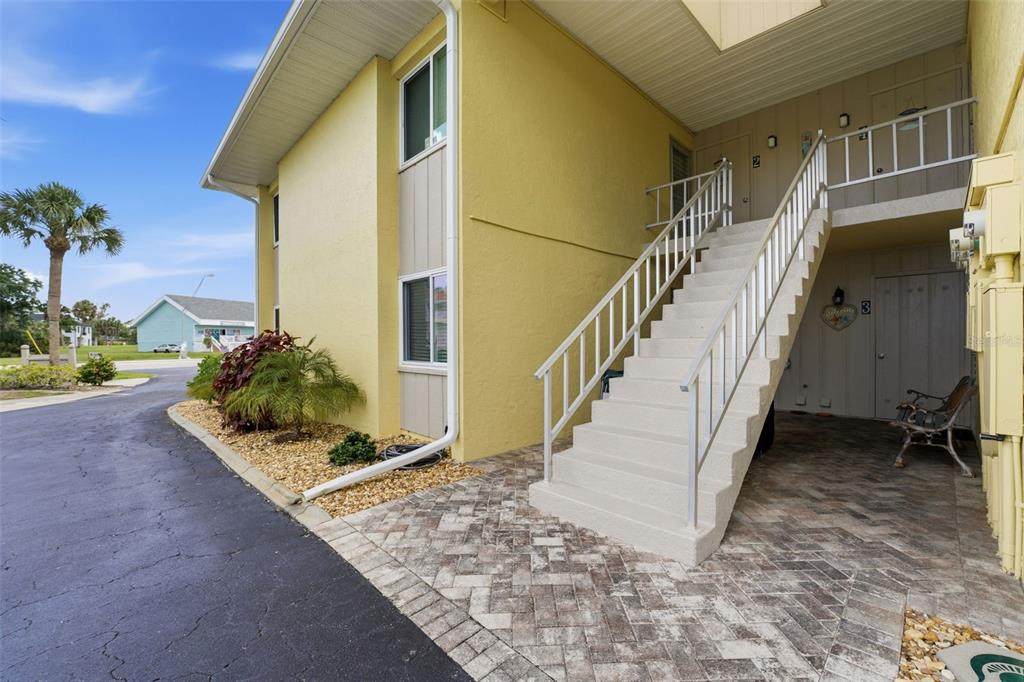 101 Louella Lane - Photo 1