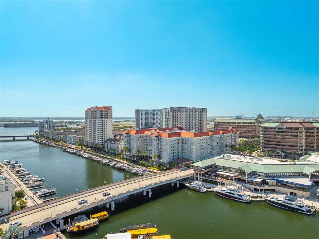 700 Harbour Island Boulevard - Photo 1