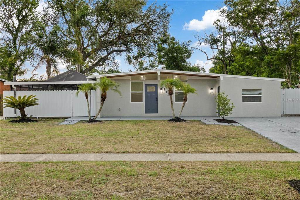 1130 Dogwood Avenue - Photo 1