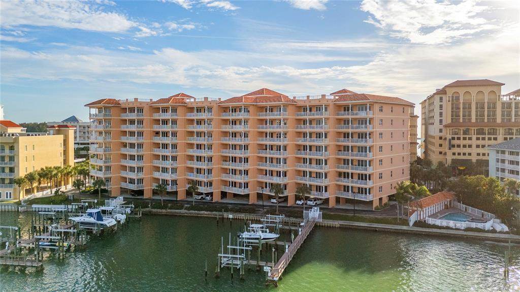 530 Gulfview Boulevard - Photo 1