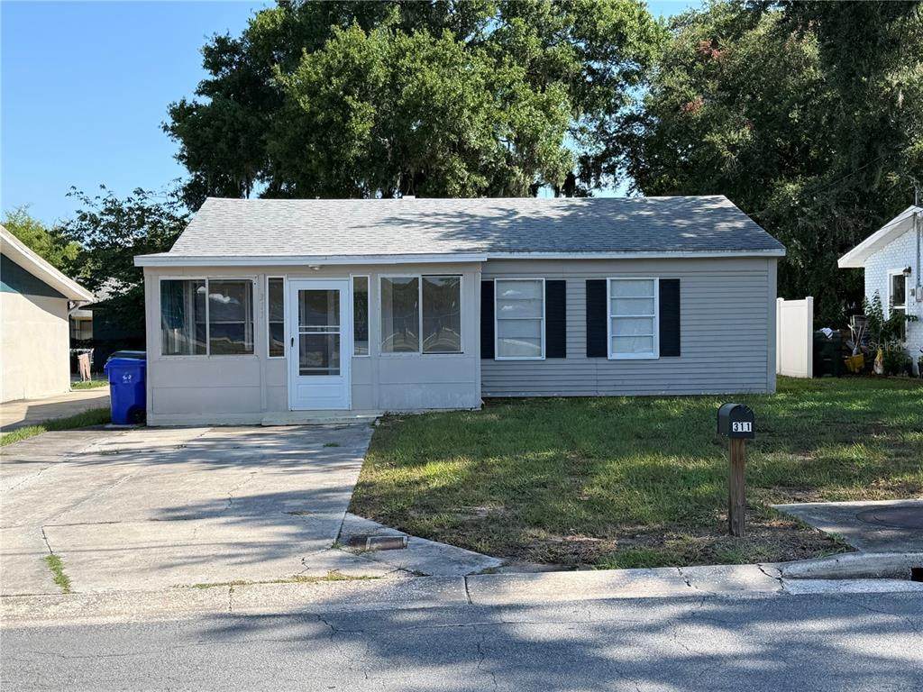 311 Bella Vista Street - Photo 1