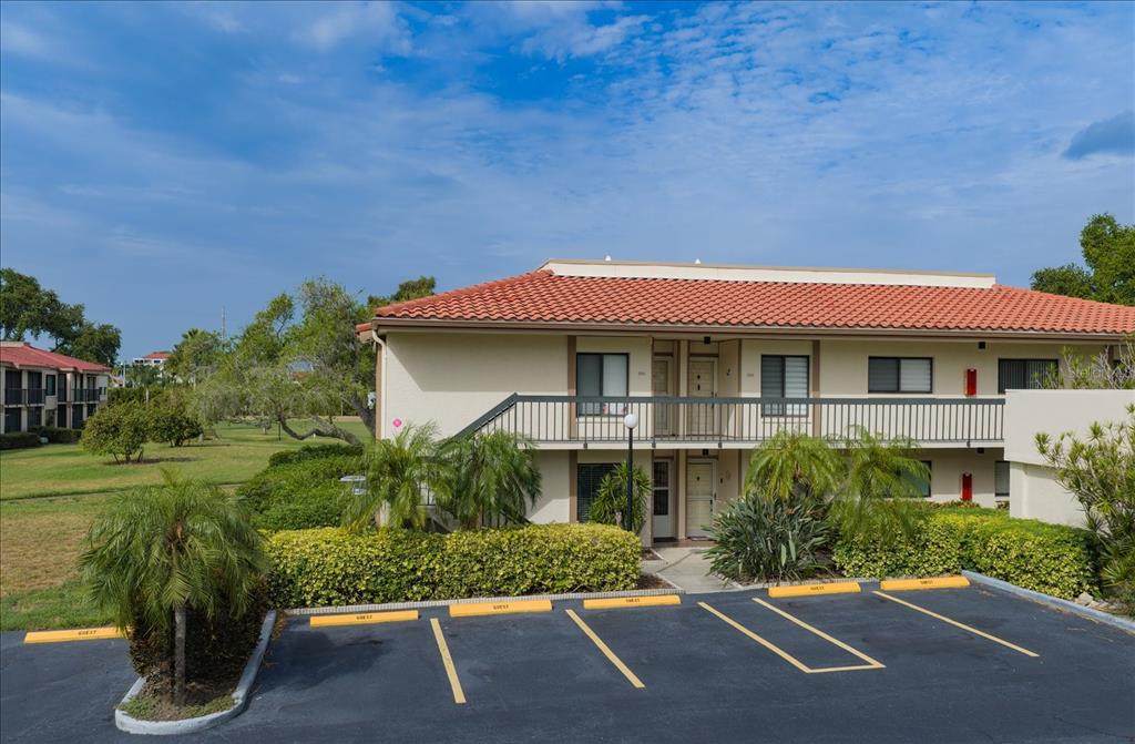6219 Palma Del Mar Boulevard - Photo 1