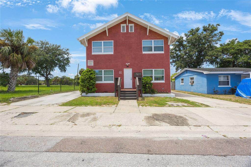 1761 19TH Street - Photo 1