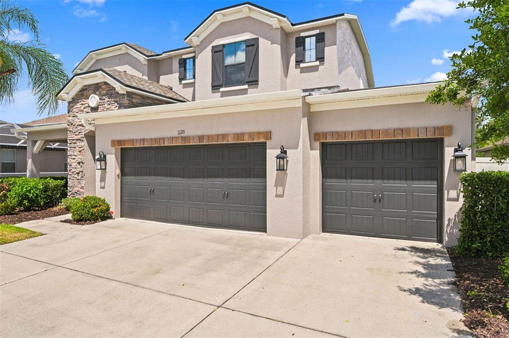 1120 Maza Place - Photo 1