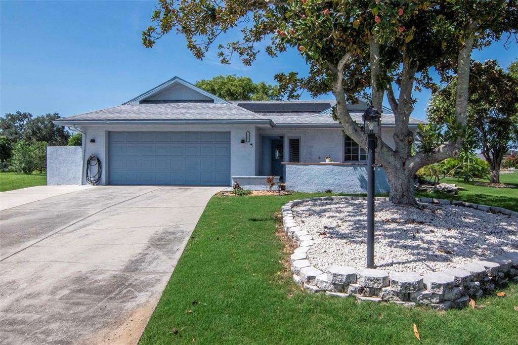 303 Barstow Court - Photo 1