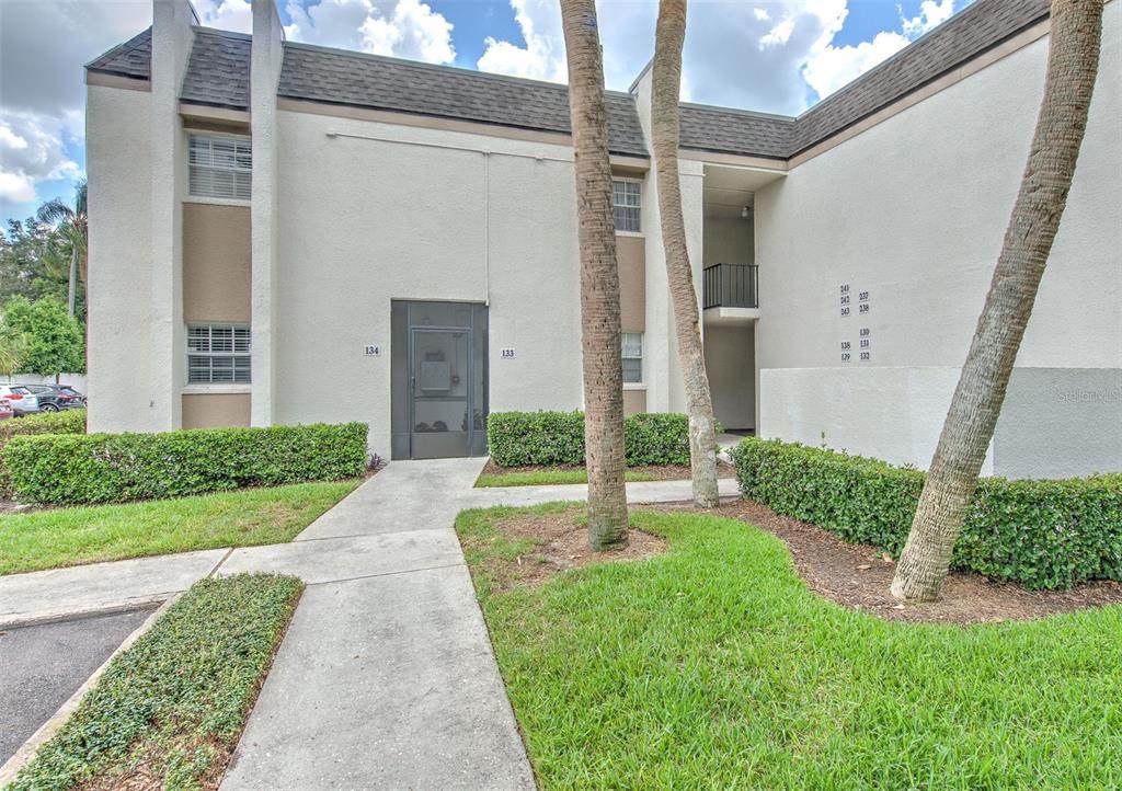 711 Russell Lane - Photo 1