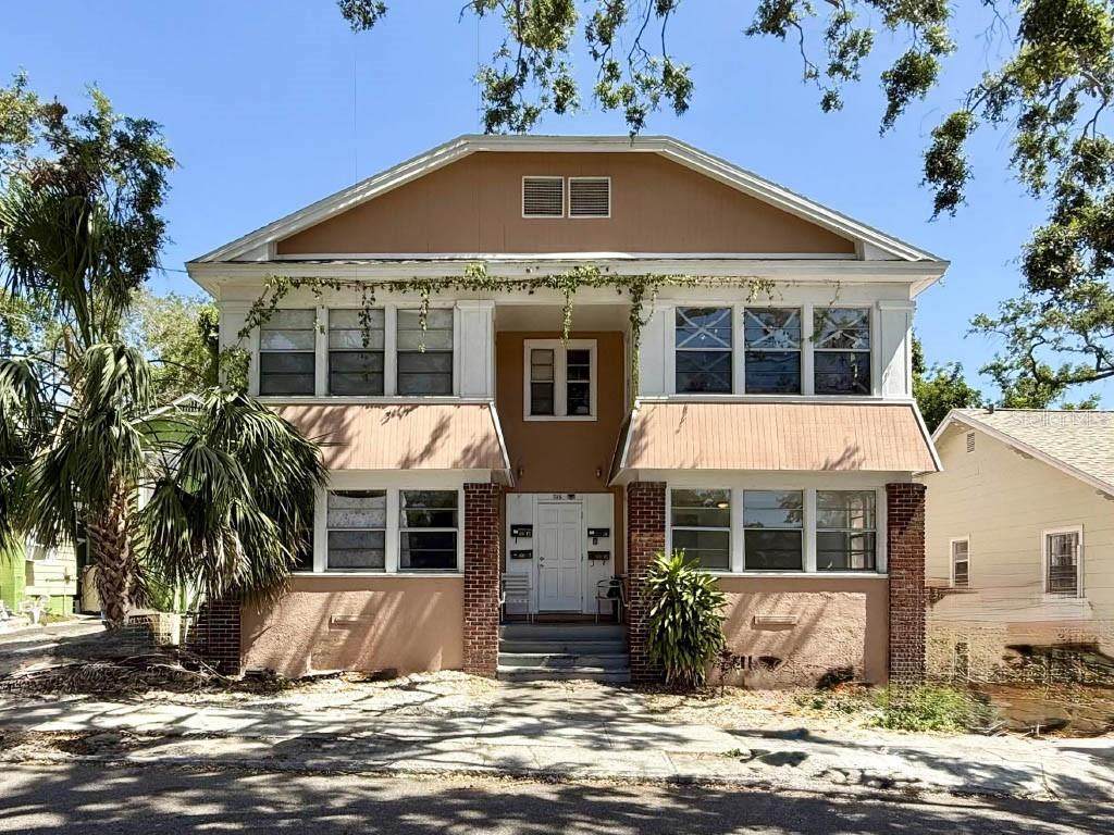 725 14TH Avenue - Photo 1
