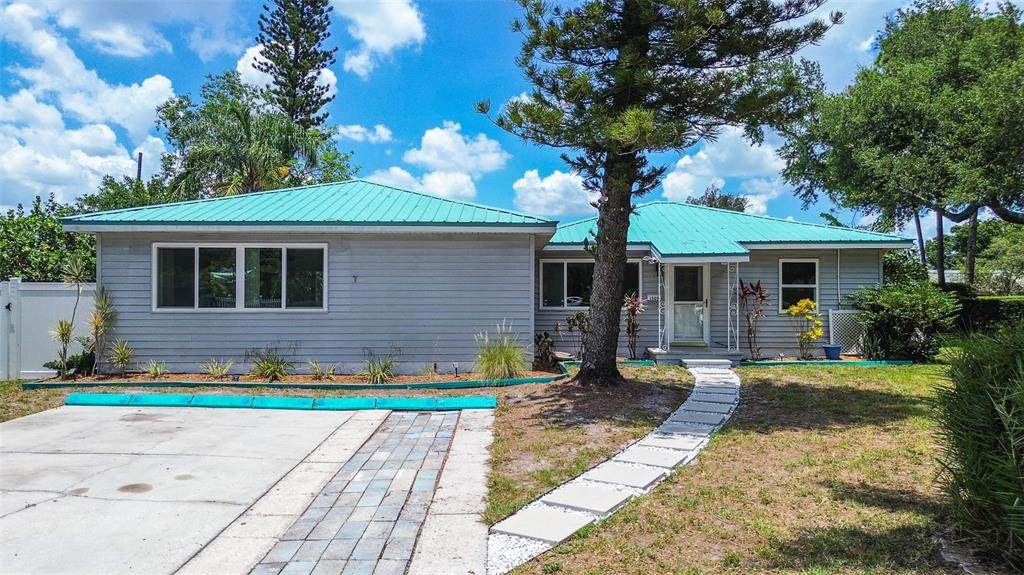 1509 Canterbury Road - Photo 1