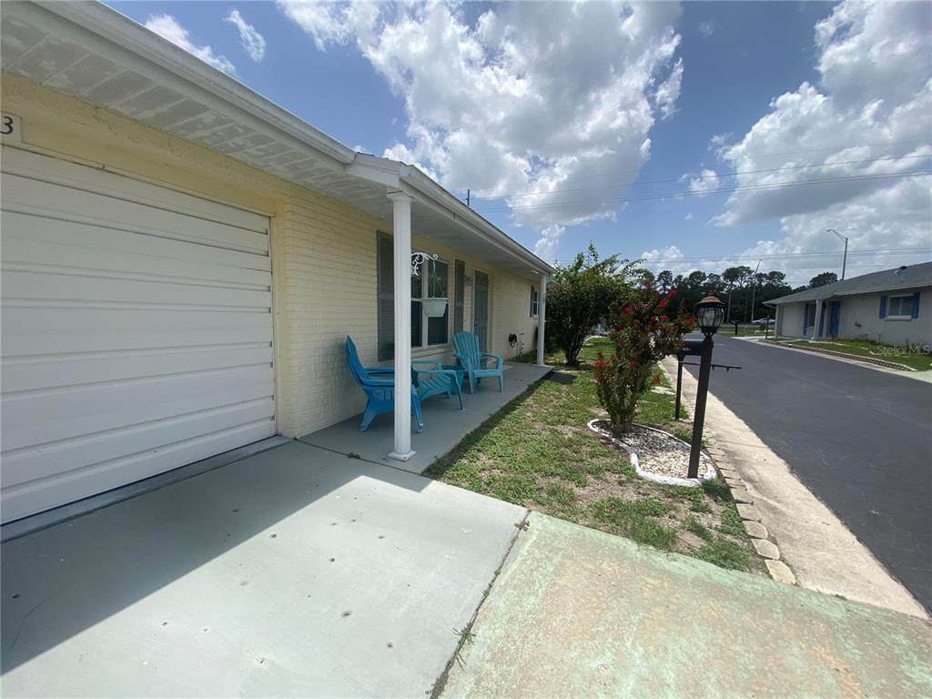 703 Huxley Place - Photo 1