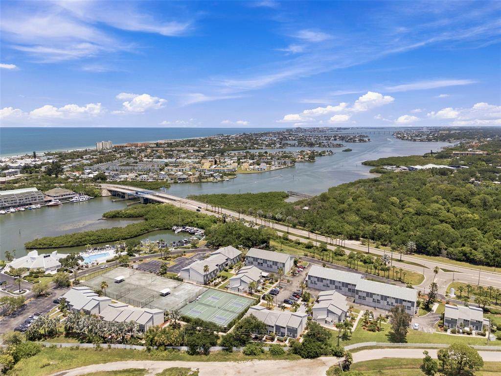 https://bt-photos.global.ssl.fastly.net/mfr/orig_boomver_1_TB8529001-2.jpg