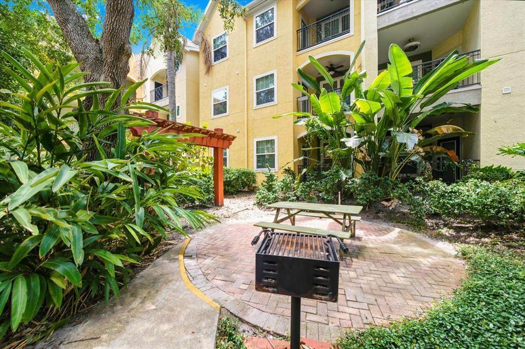 1910 Palm Avenue - Photo 1