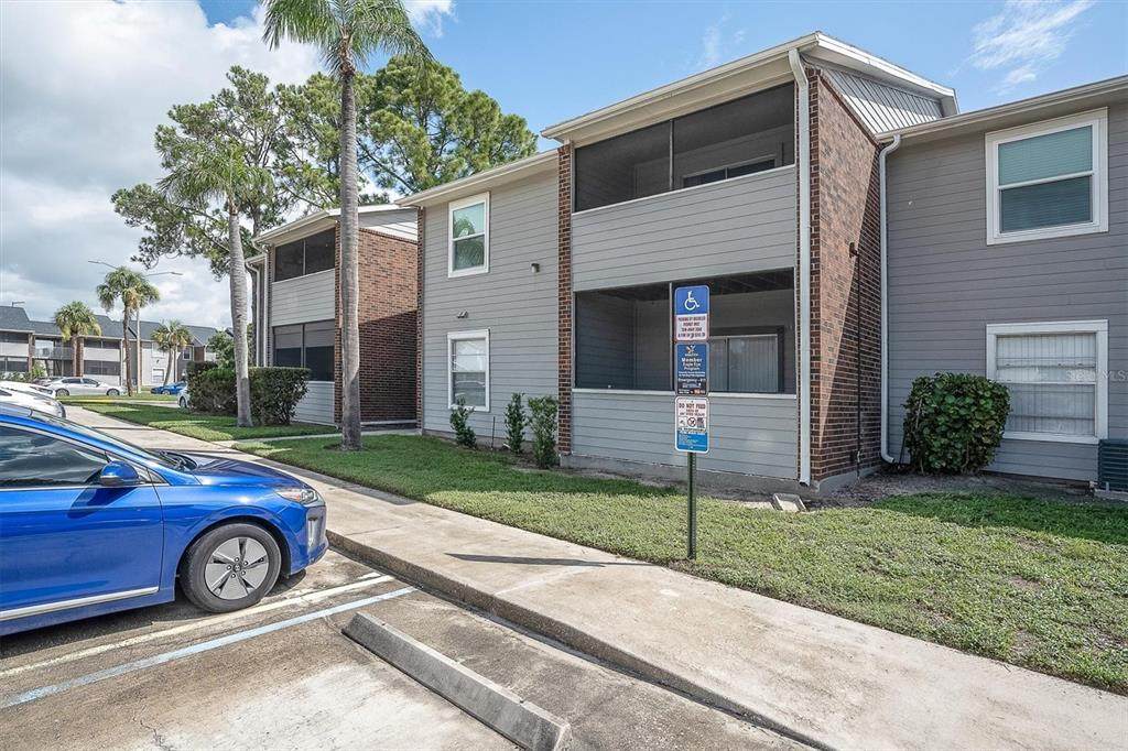 1400 Gandy Boulevard - Photo 1