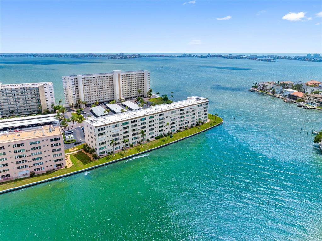 6075 Shore Boulevard - Photo 1