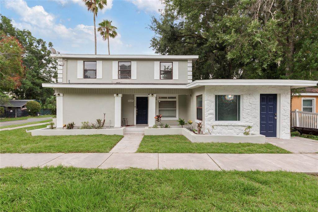 1325 Laura Street - Photo 1
