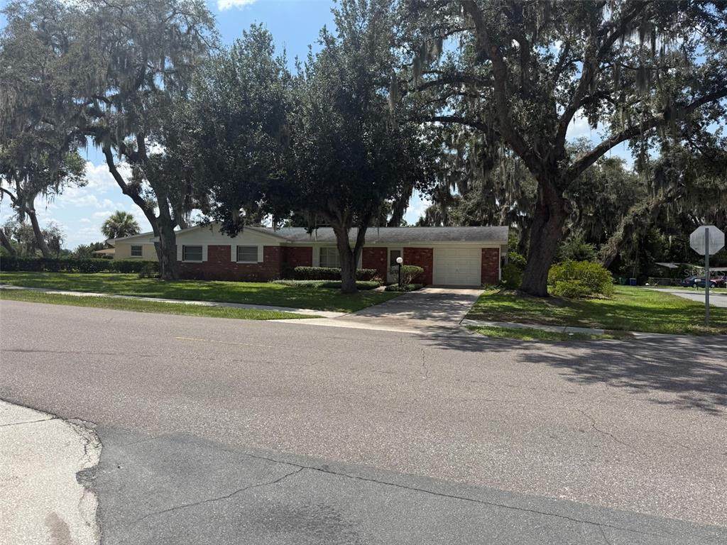 39133 5TH Avenue - Photo 1
