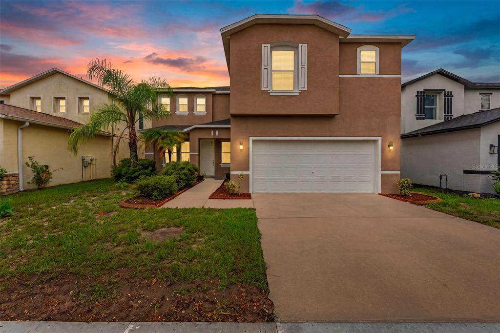 10319 Boyette Creek Boulevard - Photo 1