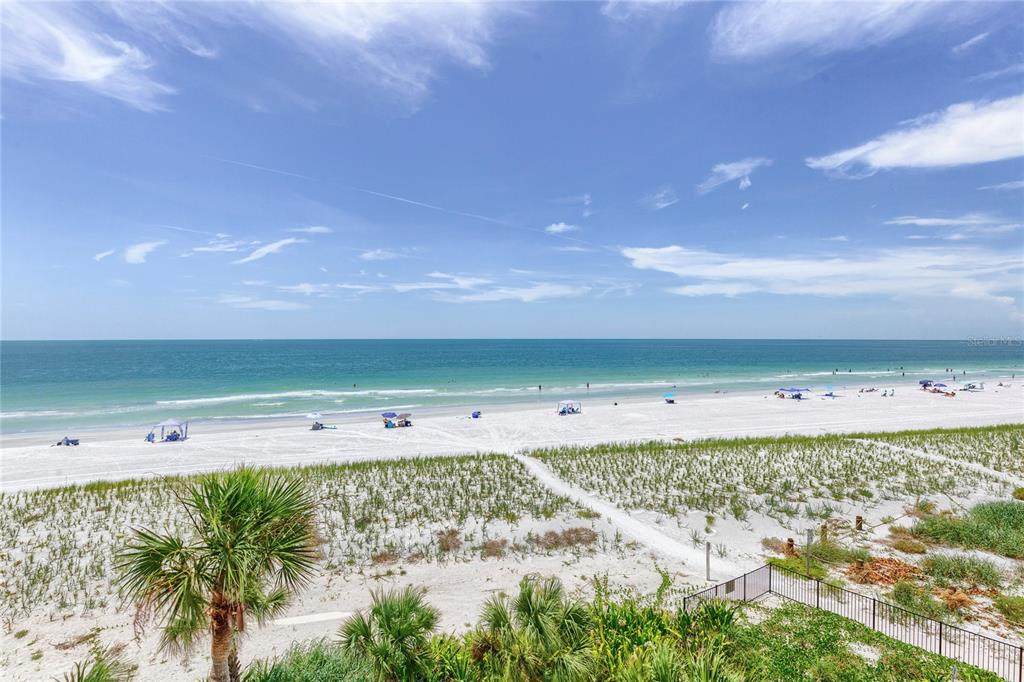1600 Gulf Boulevard - Photo 1