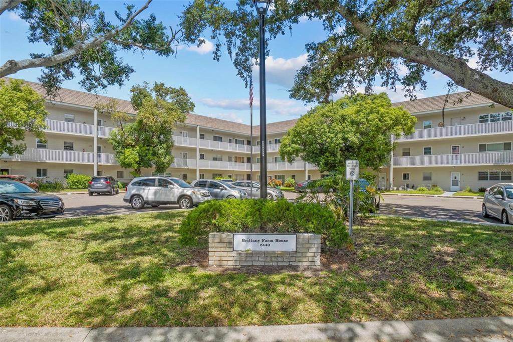 2440 World Parkway Boulevard - Photo 1