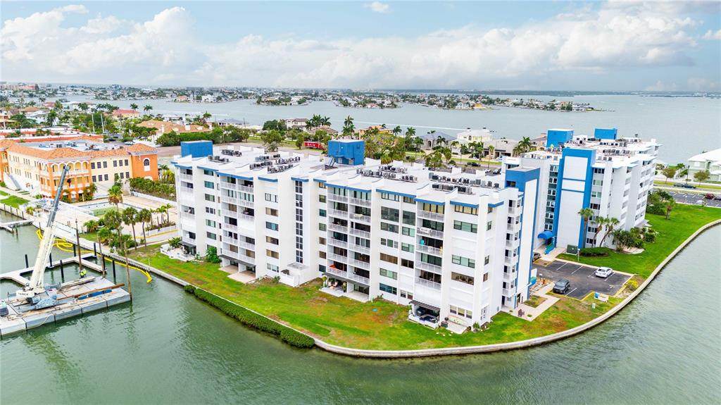 450 Treasure Island Causeway - Photo 1