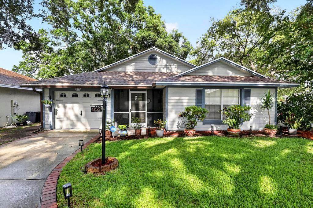 852 Franklin Circle - Photo 1
