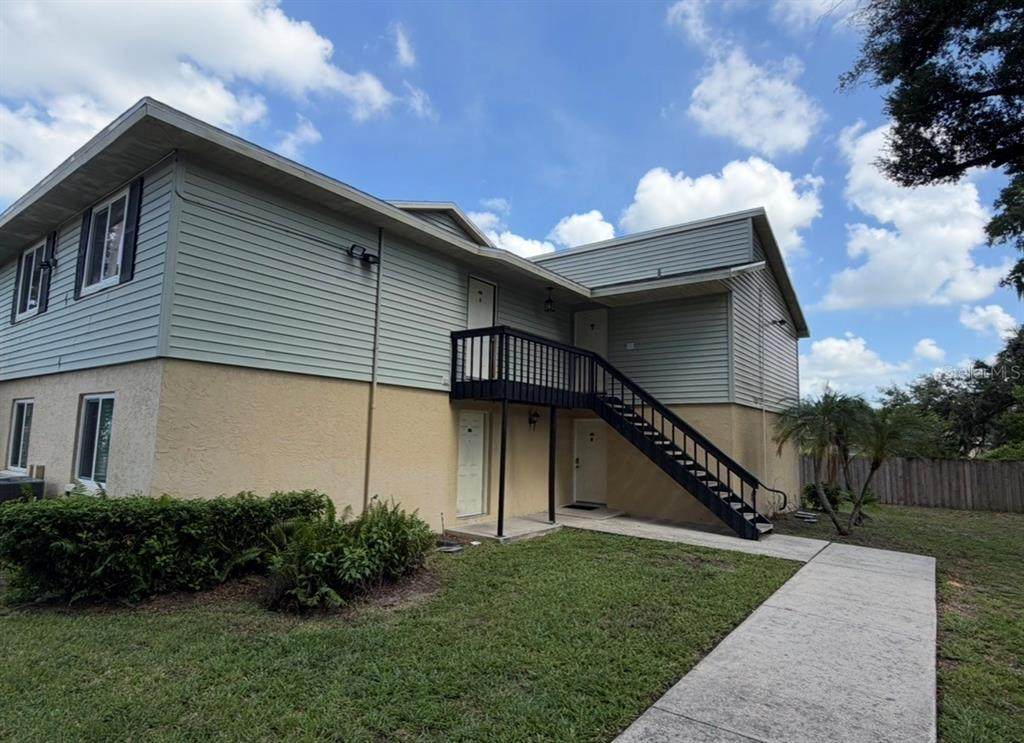 245 Red Maple Place - Photo 1