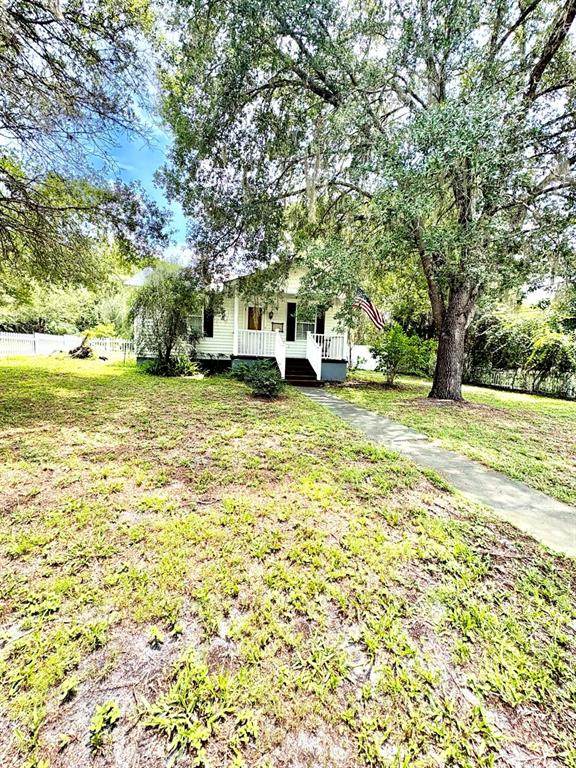 16 52ND Street - Photo 1