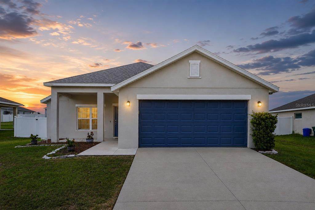 5494 91ST Street - Photo 1