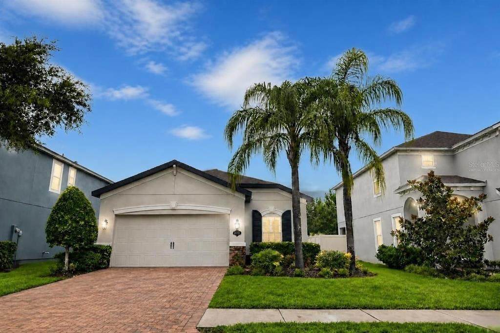 1747 Oak Hammock Court - Photo 1