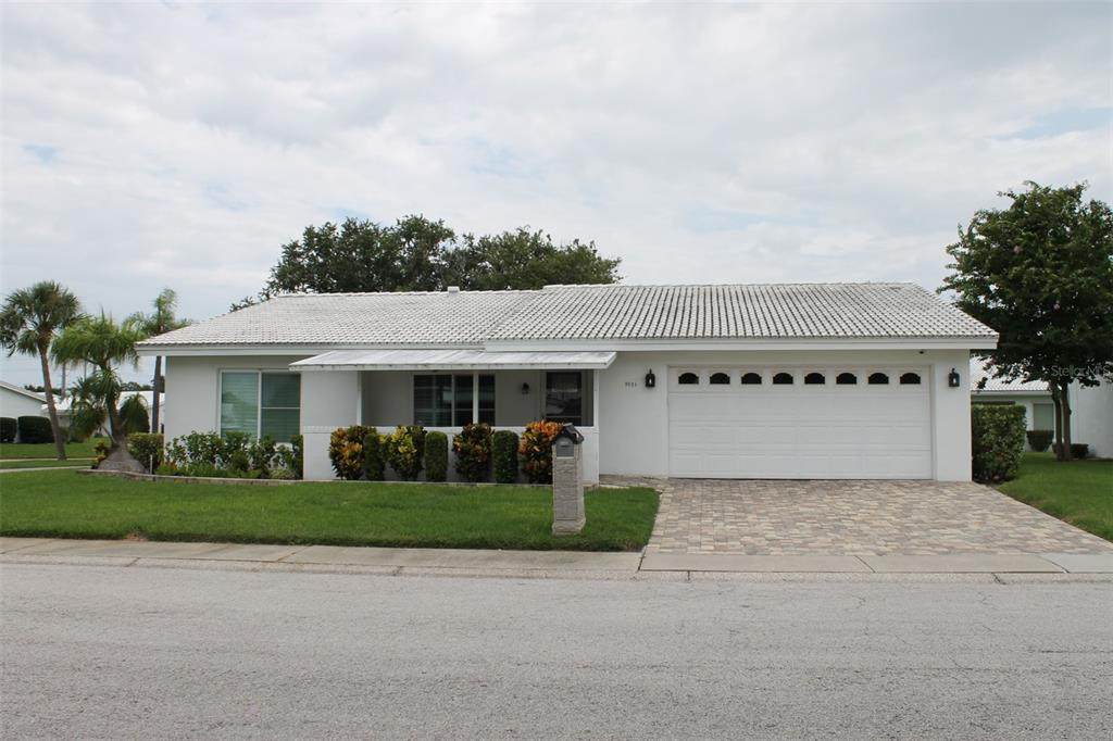9045 40TH Street - Photo 1
